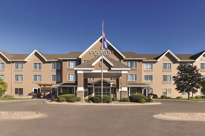 Country Inn & Suites